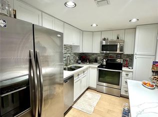 1980 S Ocean Dr APT 5B, Hallandale, FL 33009