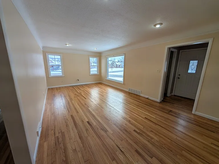 4295 Brookside Blvd — Photo 14