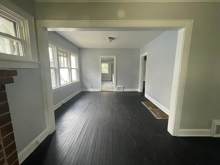 5311 Garfield Ave — Photo 3