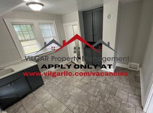 1015 Elm St #2B-1BA, Michigan City, IN