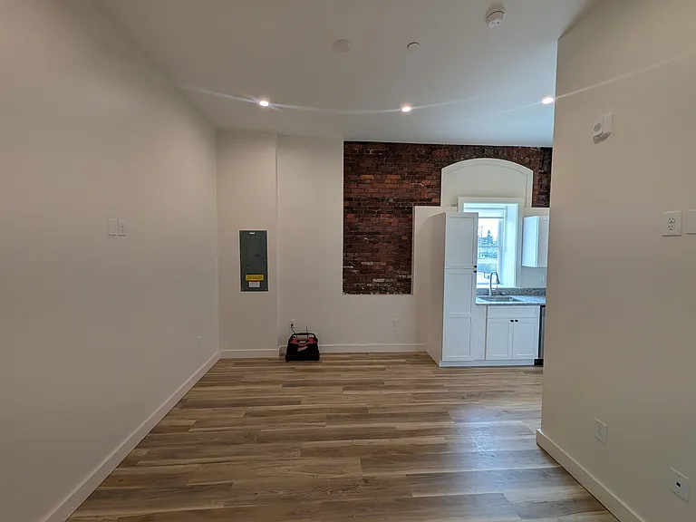 22 S Main St #205 — Photo 11