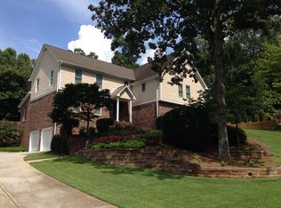 5237 Sanlee Ln, Dunwoody, GA 30360
