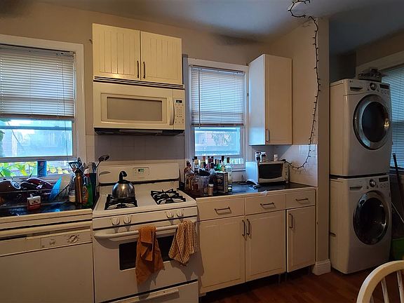 5th image of 63 Clifton Pl APT 1
