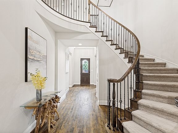 4th image of 4400 Bristleleaf Ln