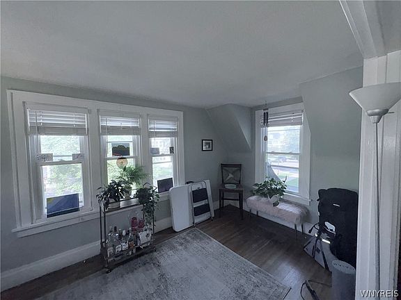 2nd image of 312 Sterling Ave