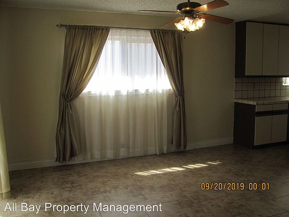 5th image of 23718 Clayton St