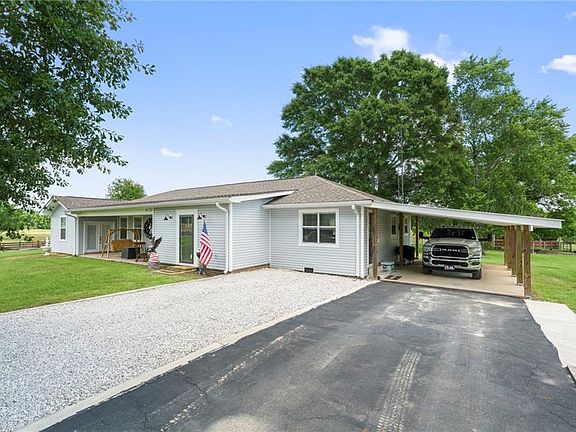 3rd image of 51422 Quincy Hunt Rd