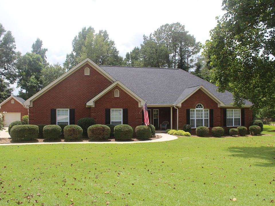 1st image of 307 Briarmoor Dr