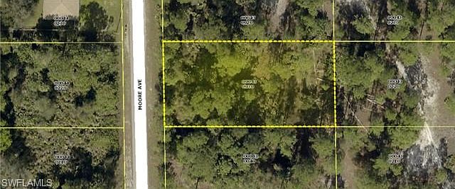 2nd image of 718 Moore Ave
