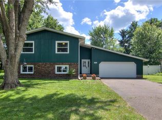 1533 Raedel Rd, Eau Claire, WI 54703