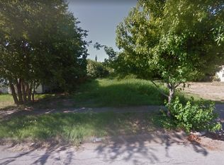 1228 E Humbolt St, Fort Worth, TX 76104