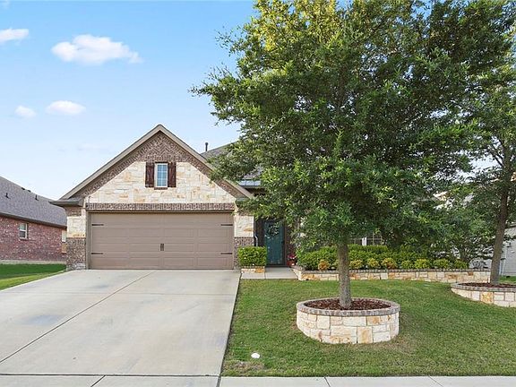 3rd image of 11924 Carlin Dr