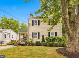 408 Denham Rd, Rockville, MD 20851