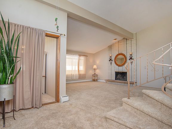 4th image of 12824 E Guthrie Dr