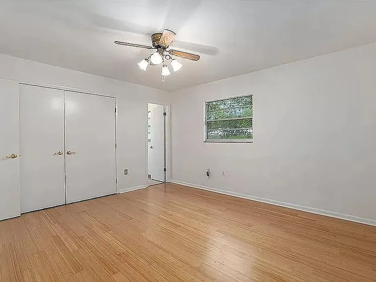 4510 NW 31st Ave — Photo 11