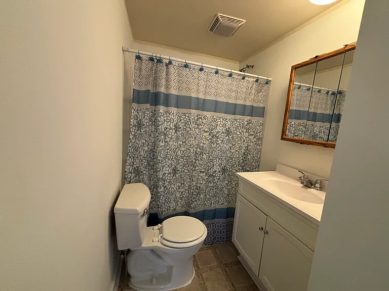 131 S Main St #1 — Photo 11