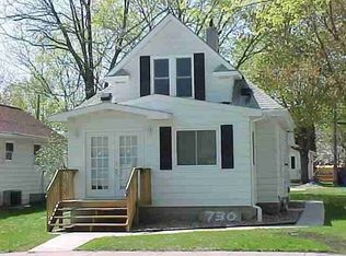 730 Wallgate Ave, Waterloo, IA 50701