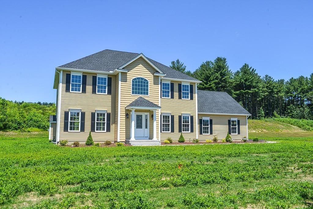 47 Flynn Meadow Rd, Westfield, MA 01085 Zillow
