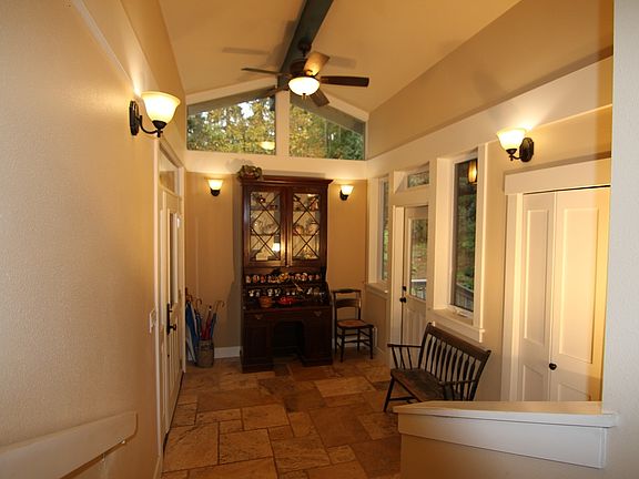 Receiving Room