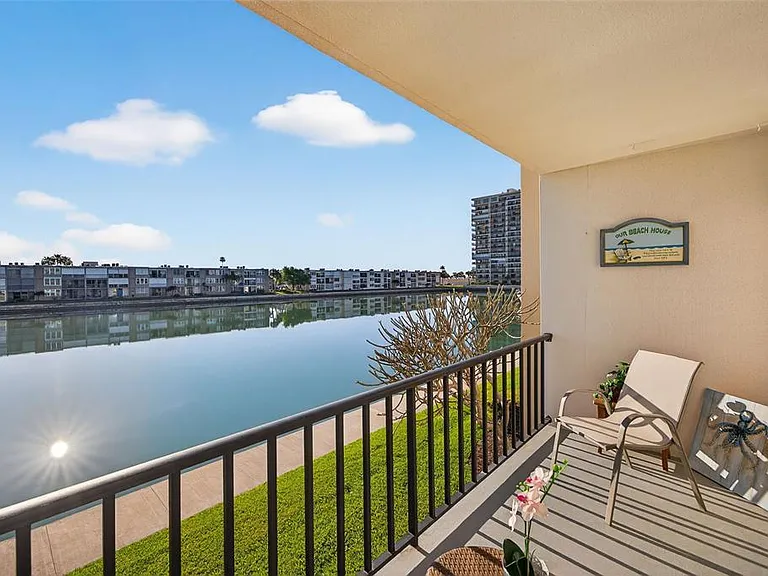 7625 Sun Island Dr S #207 — Photo 23