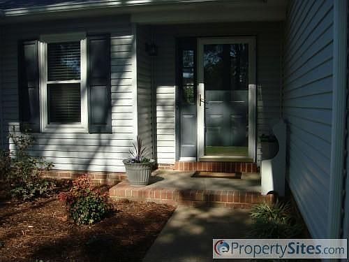2nd image of 1621 Flammarion Ct