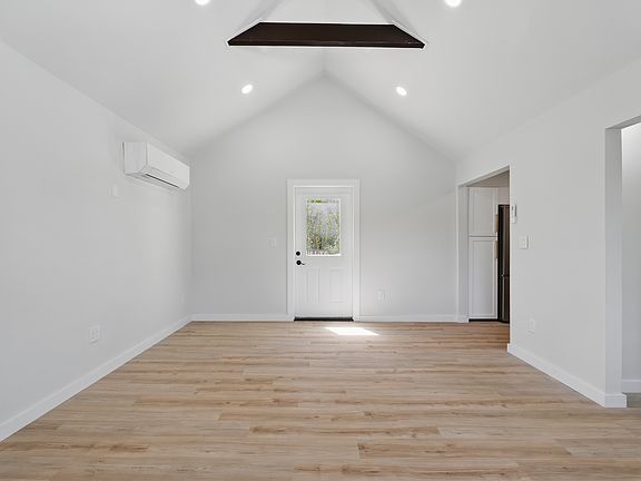 Living room (Continued)