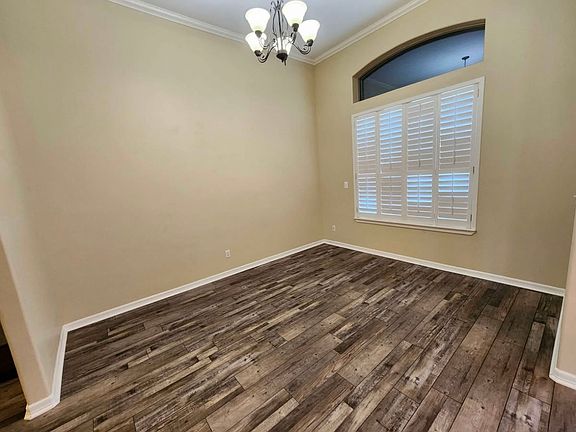 5th image of 169 Paloma Dr