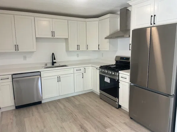 22 Alan Way, Martinez, CA 94553