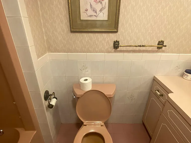 53 Linden St #2 — Photo 10