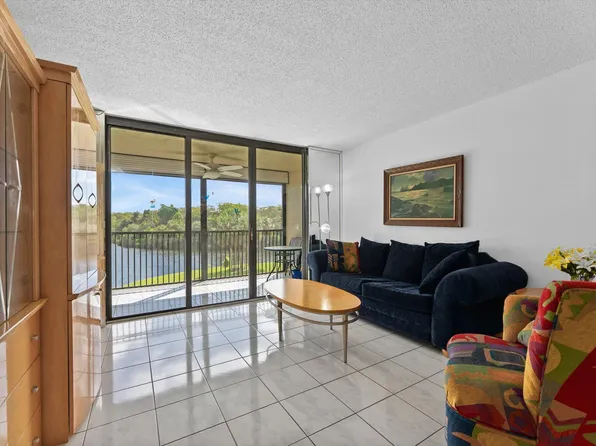 3050 NW 42nd Avenue #C309, Coconut Creek, FL 33066