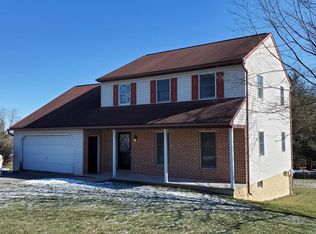 334 Broad St, East Earl, PA 17519