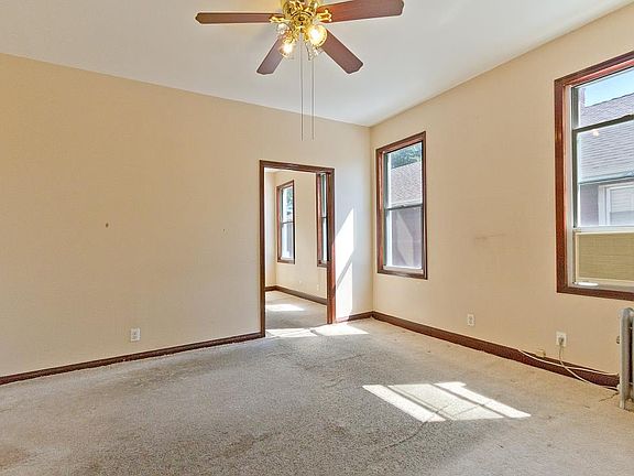 5th image of 1437 E 91st St