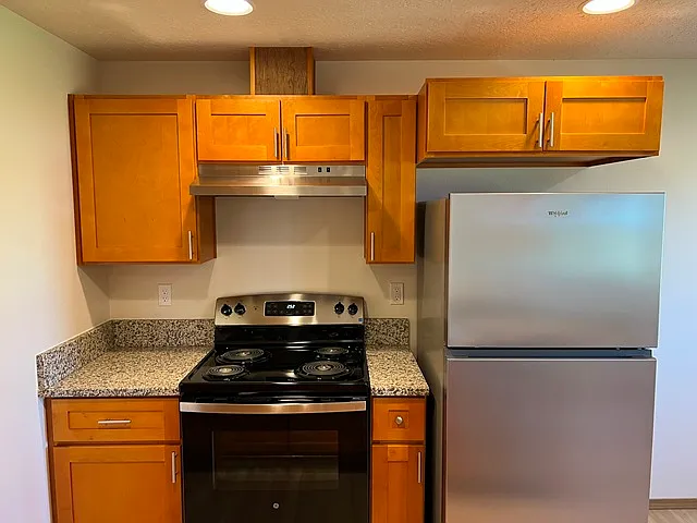 389 Clover St — Photo 7