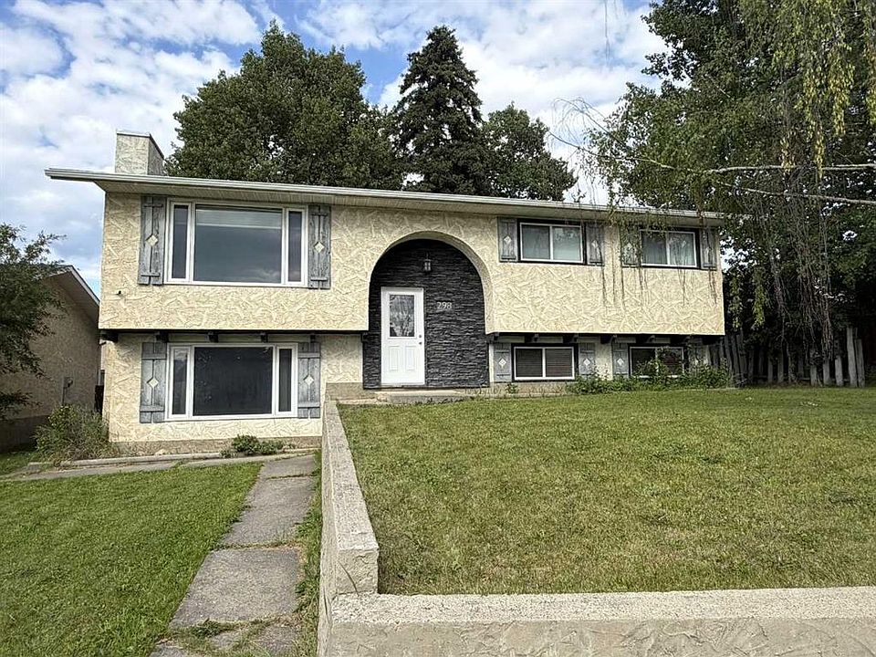 1st image of 298 SW Mountain St