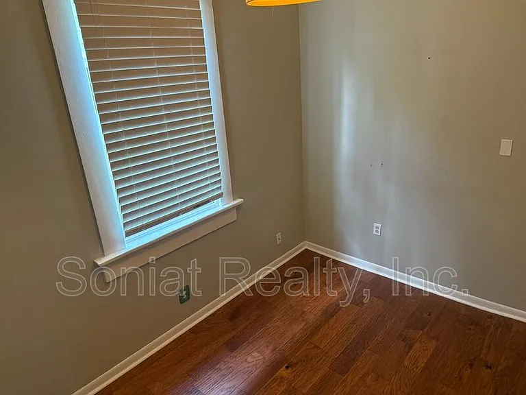 527 Atlantic Ave — Photo 10