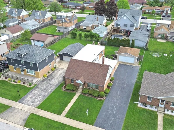 10837 S McVicker Ave, Chicago Ridge, IL 60415