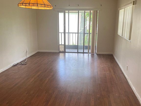 5th image of 4134 NW 88th Avenue #204