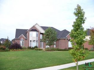 55943 Ashbrooke, Utica, MI 48316