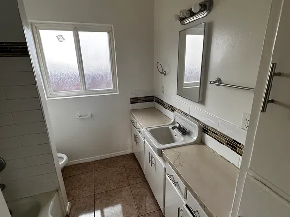 1011 El Cajon Blvd #9, El Cajon, CA 92020