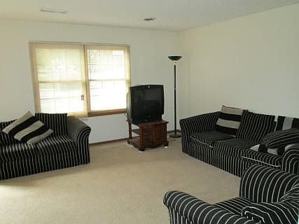 2nd image of 2552 Candle Crest Cir