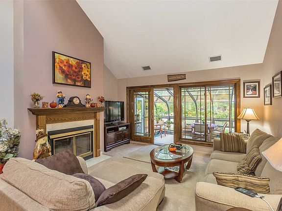 5th image of 3 Rose Ct