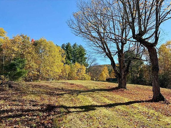 3rd image of 218 Black Mountain Road