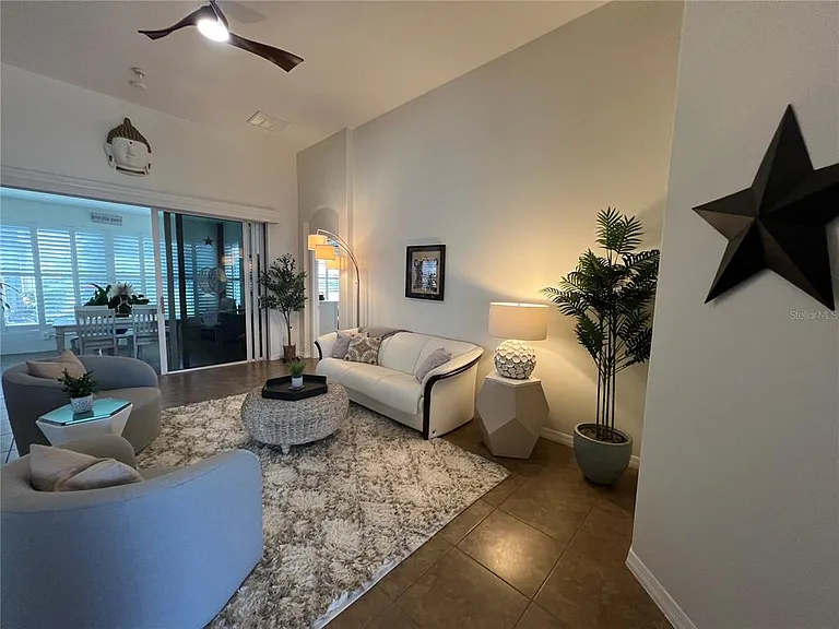 24401 Manchester Trl — Photo 8