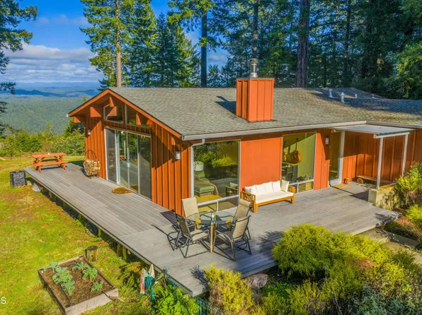 4401 Cameron Rd, Elk, CA 95432