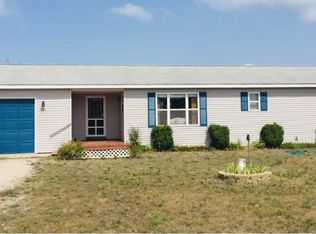 9581 Old M72, Williamsburg, MI 49690