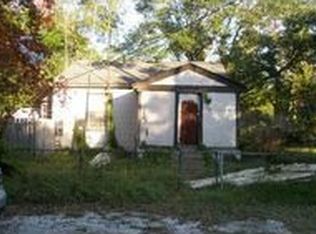 1502 11th St, Pascagoula, MS 39567