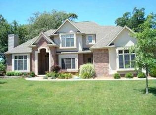 1617 Nighthawk Ct, Pekin, IL