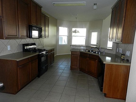 Elegant Formal Dining room!