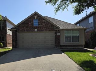 11520 Gloriosa Dr, Fort Worth, TX 76244