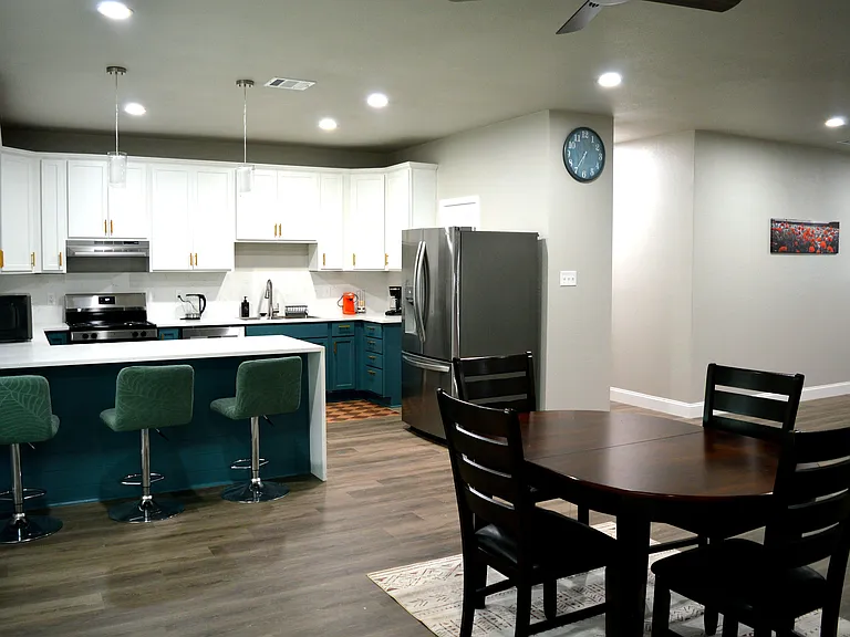 Valley Ridge Dr — Photo 5